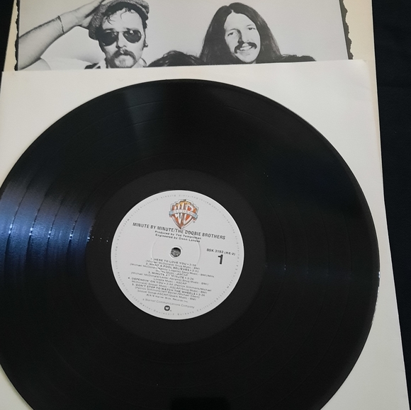 The Doobie Brothers- Minute By Minute, Vinyl LP 1976 - Picture 7 of 8